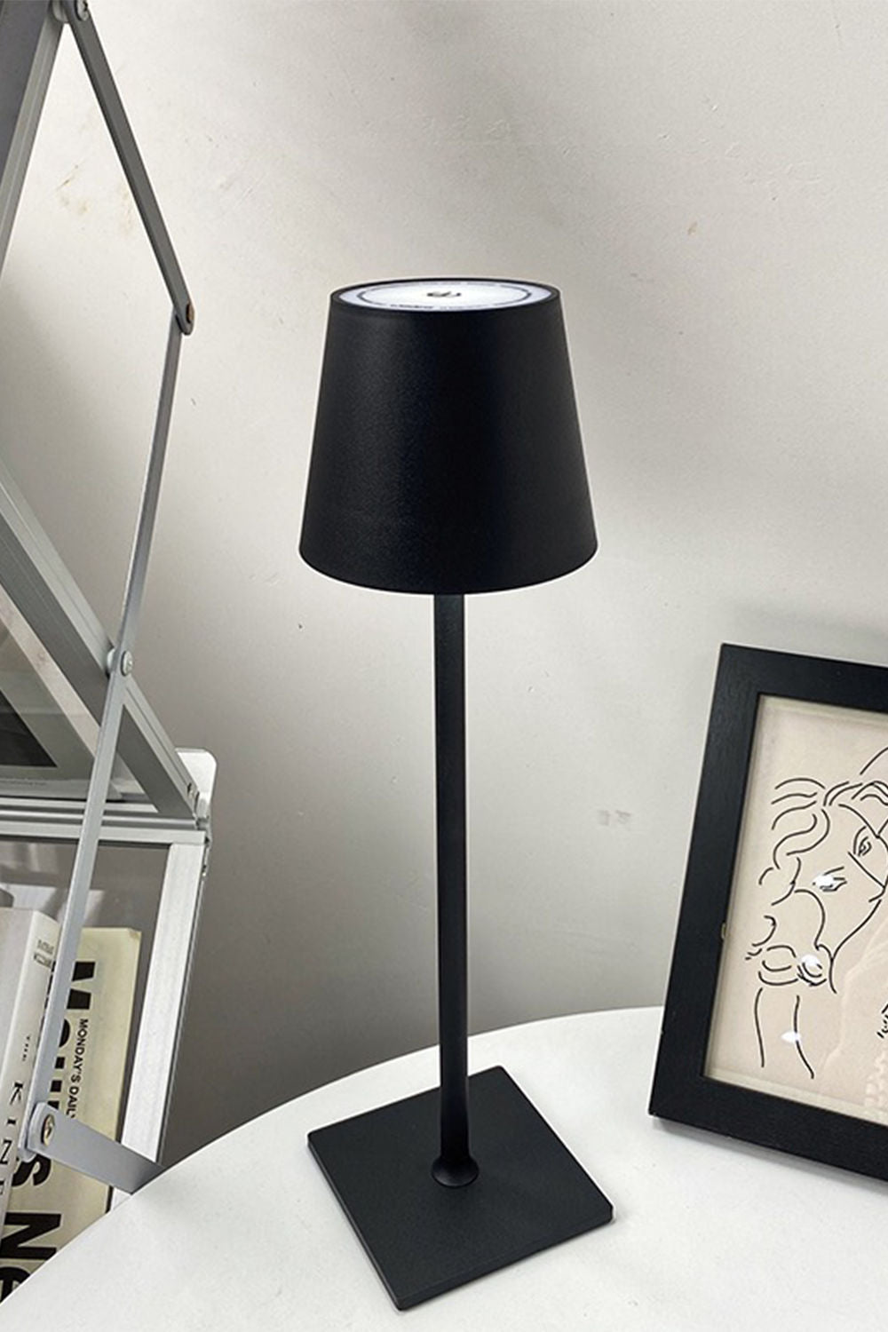 Elf Metal Lamp