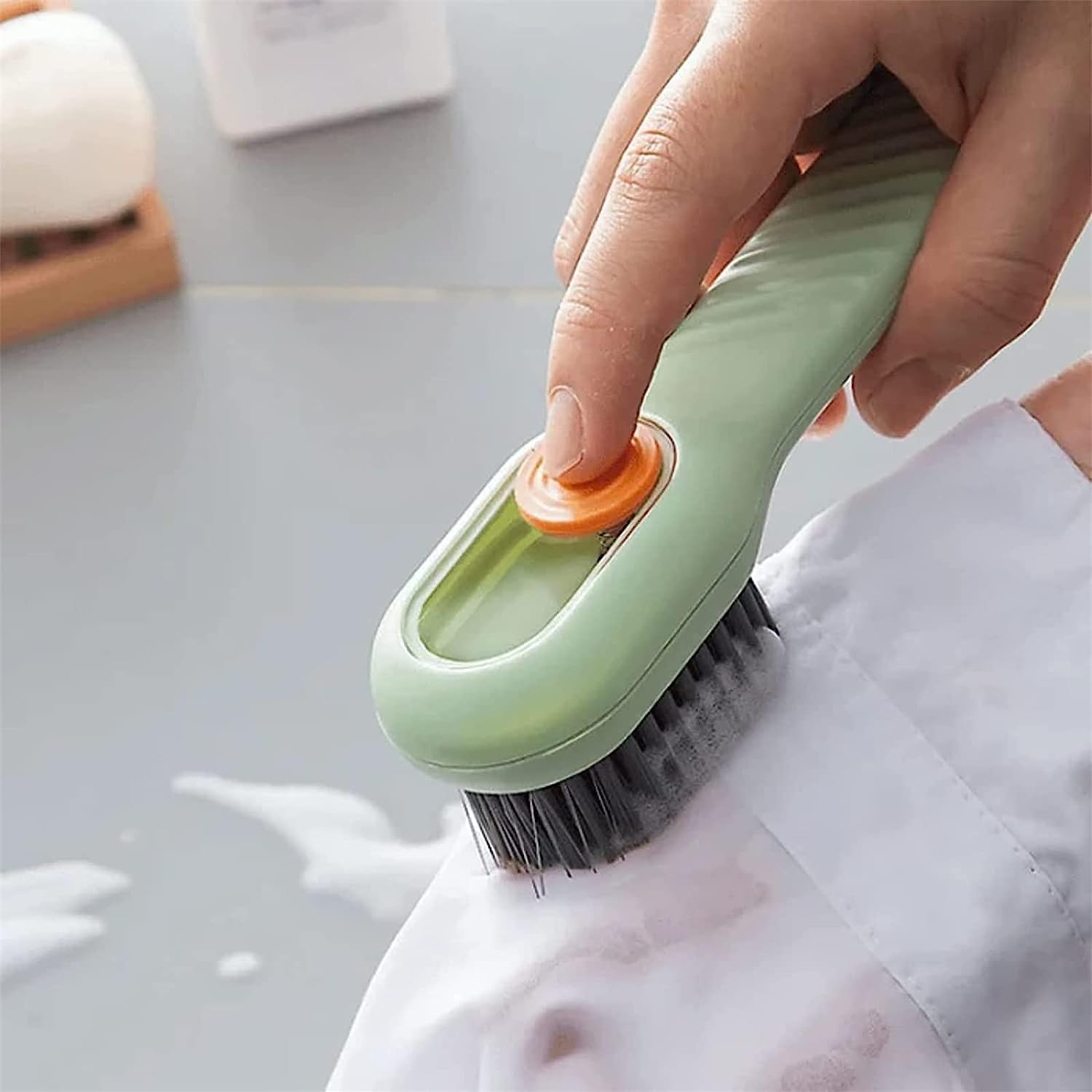 Multifunctional Liquid Brush