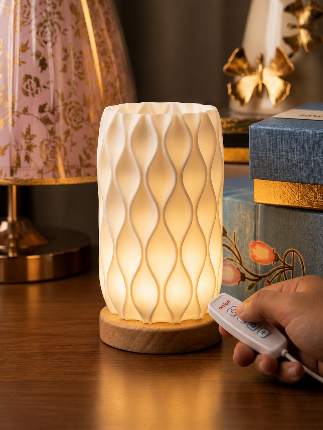 Solis Lamp